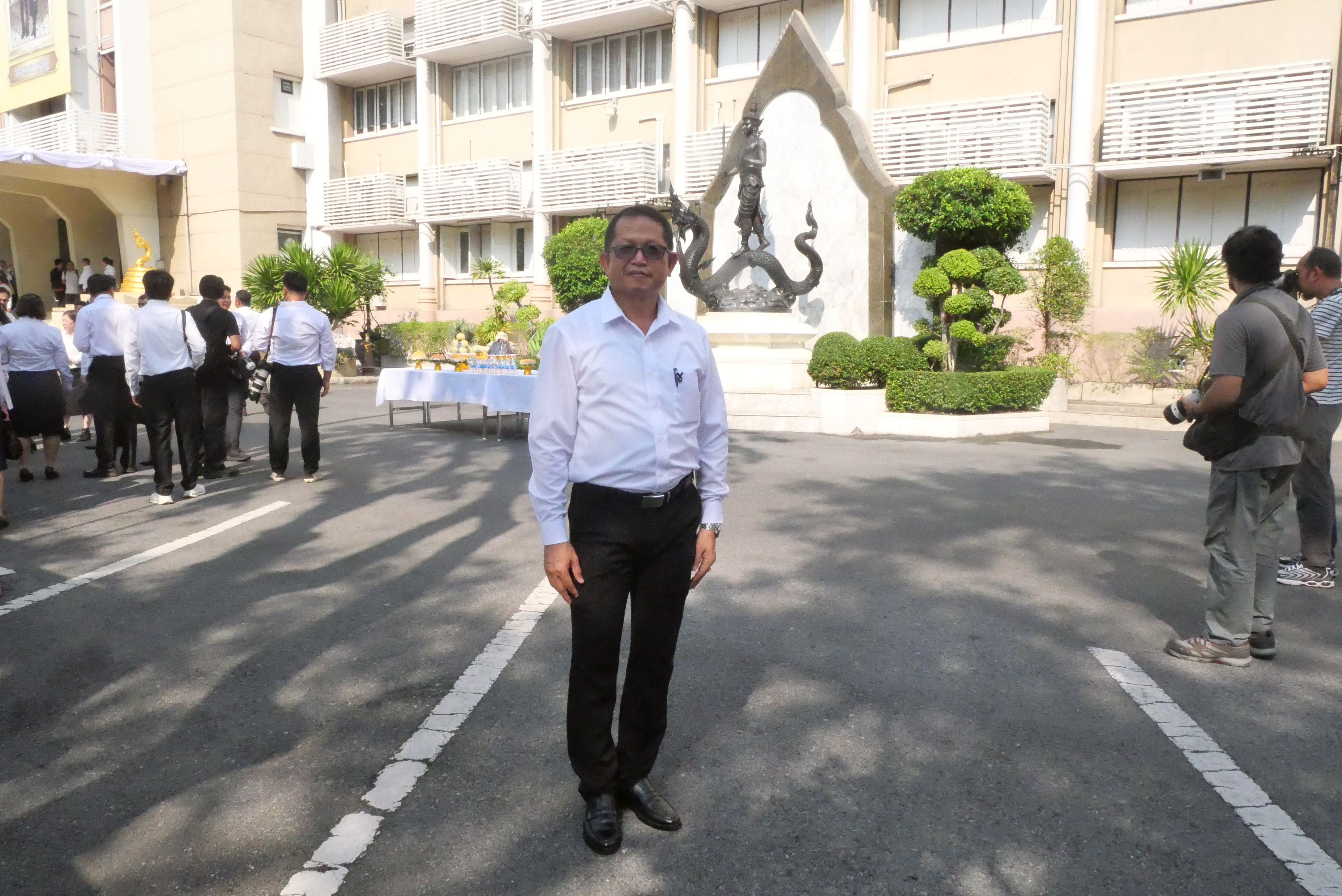 title - คณะผู้บริหาร ส.ป.ก. ร่วมพิธีสักการะสิ่งศักดิ์สิทธิ์ประจำกระทรวงเกษตรและสหกรณ์ ในโอกาสเข้ารับตำแหน่งของรัฐมนตรีว่าการกระทรวงเกษตรและสหกรณ์ และรัฐมนตรีช่วยว่าการกระทรวงเกษตรและสหกรณ์ 